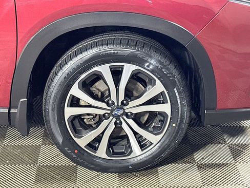Certified 2022 Subaru Forester Limited image 25