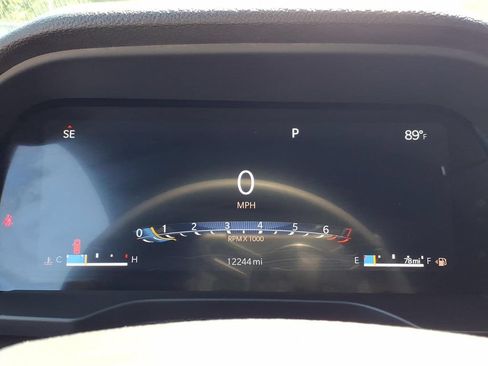 Used 2024 Jeep Grand Cherokee Altitude RWD image 5