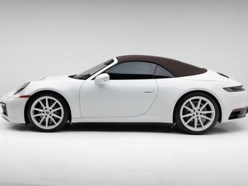 Used 2024 Porsche 911 Carrera image 31