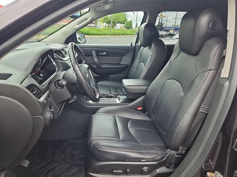 Used 2017 Chevrolet Traverse LT AWD/4WD image 21
