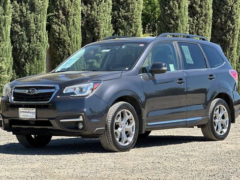 Used 2018 Subaru Forester 2.5i Touring w/ Popular Package #3B AWD/4WD image 8