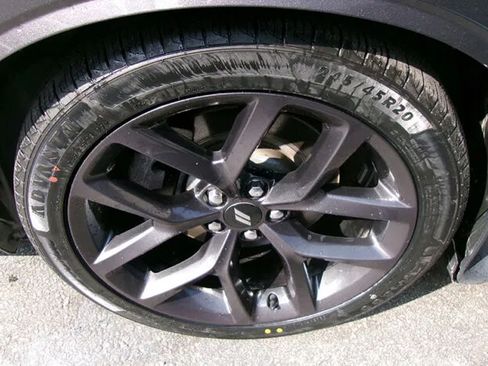 Used 2019 Dodge Challenger GT w/ Blacktop Package RWD image 9