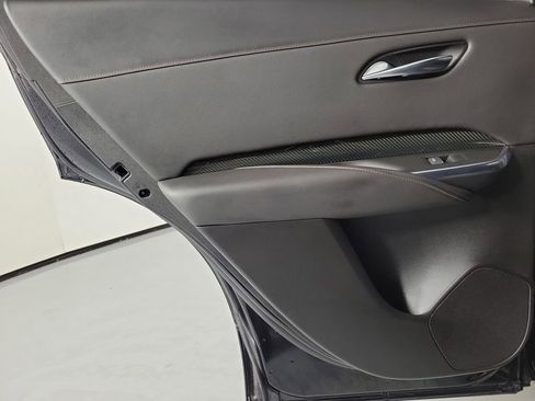 Used 2021 Cadillac XT4 Sport w/ Enhanced Visibility Package FWD image 13
