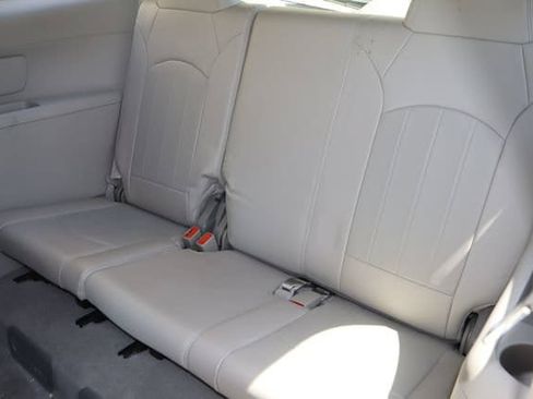 Used 2015 Buick Enclave Leather FWD image 6