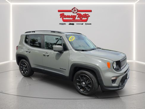Used 2020 Jeep Renegade Latitude FWD image 7