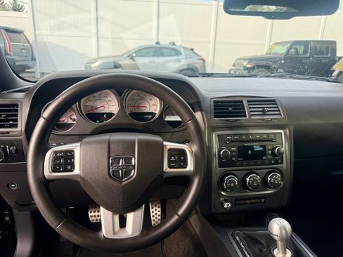 Used 2013 Dodge Challenger R/T RWD image 27