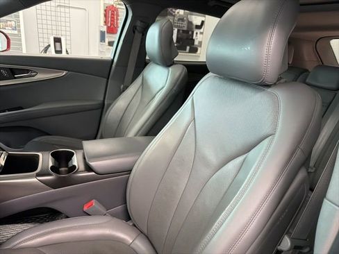 Used 2019 Lincoln Nautilus Reserve image 17