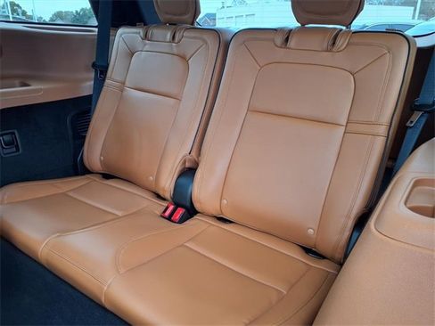 Certified 2022 Lincoln Aviator Black Label image 12