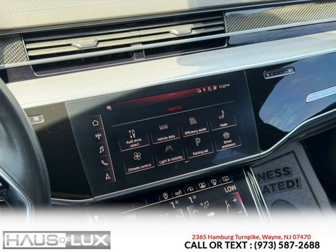 Used 2020 Audi S8 L w/ S8 Executive Package AWD/4WD image 34