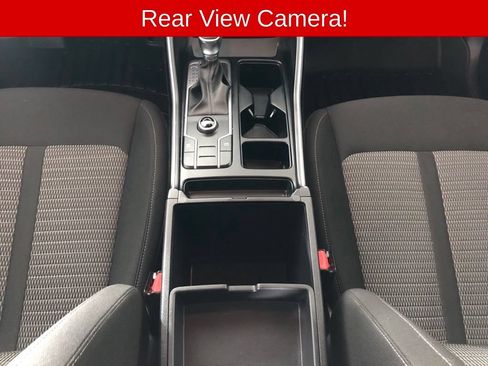 Used 2023 Kia Sorento LX FWD image 9