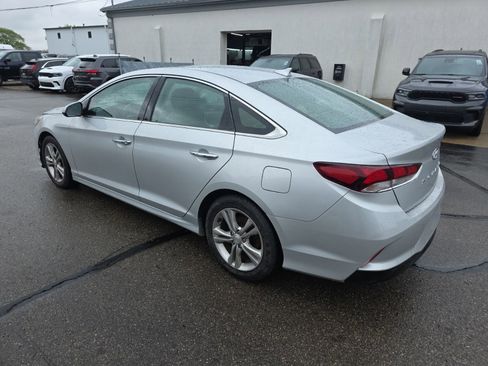 Used 2018 Hyundai Sonata Limited FWD image 7