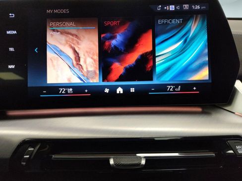 Used 2026 BMW X1 xDrive28i w/ Technology Package image 19