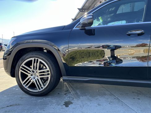 Certified 2025 Mercedes-Benz GLS 450 4MATIC image 9