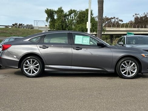 Certified 2022 Honda Accord LX image 4