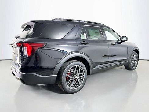 New 2025 Ford Explorer ST-Line w/ Premium Package image 6
