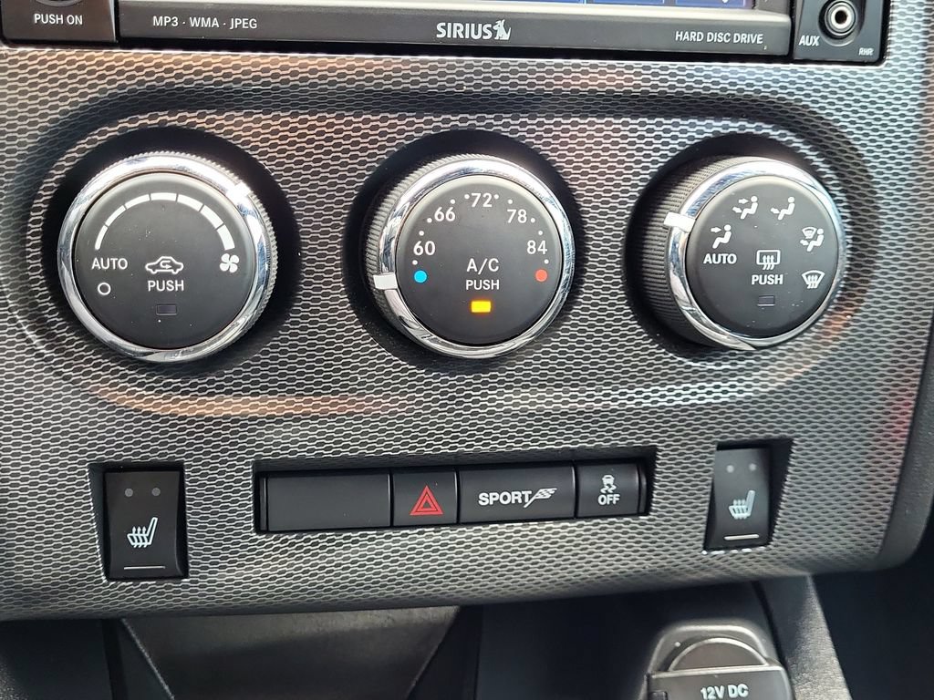 Used 2013 Dodge Challenger R/T Plus RWD image 28