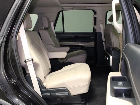 Used 2024 Ford Expedition Limited AWD/4WD image 17