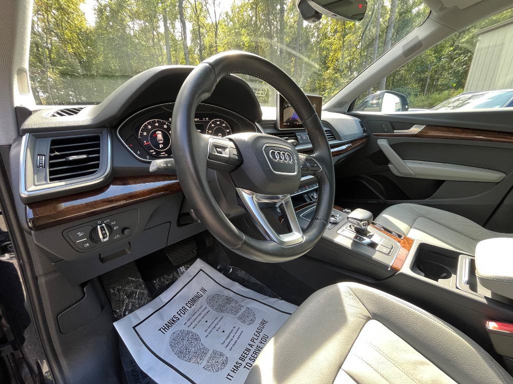 Used 2018 Audi Q5 2.0T Premium Plus w/ Premium Plus Package AWD/4WD image 17