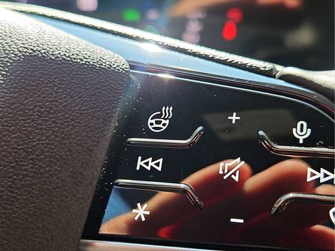 Certified 2025 Audi Q5 Premium w/ Premium Plus AWD/4WD image 29