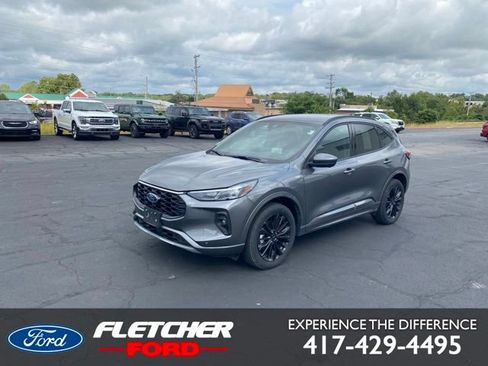 Used 2025 Ford Escape ST-Line Elite w/ Premium Technology Package AWD/4WD image 1