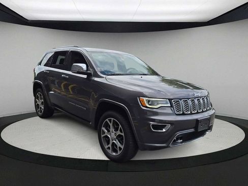 Used 2020 Jeep Grand Cherokee Overland AWD/4WD image 2