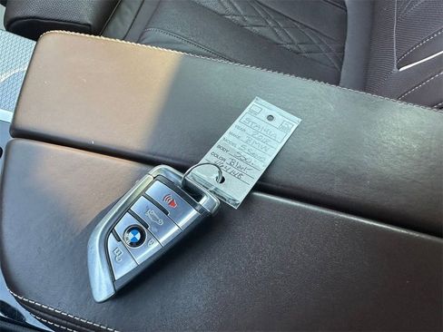 Used 2018 BMW M550i xDrive image 33