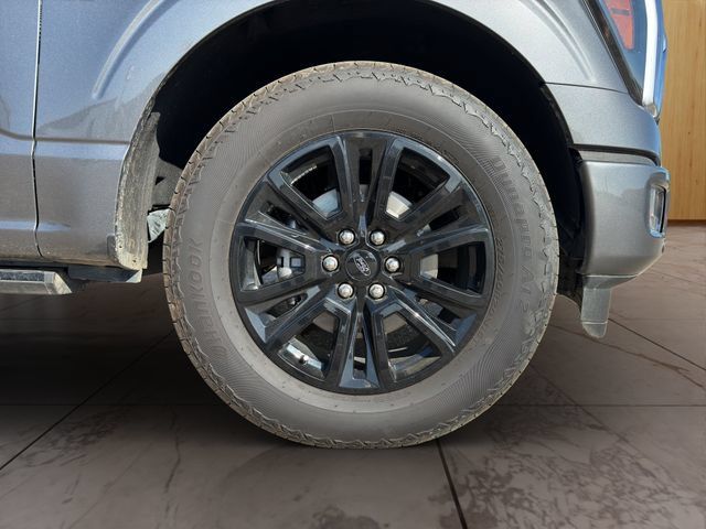 Used 2024 Ford F150 Platinum w/ FX4 Off-Road Package AWD/4WD image 21