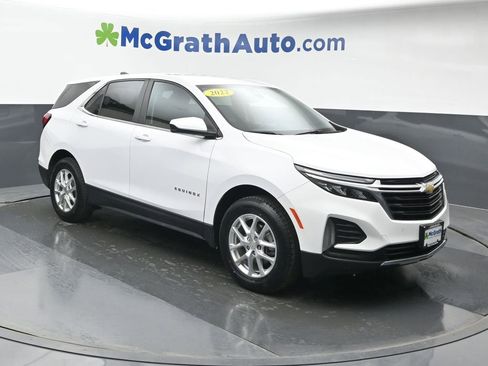 Used 2022 Chevrolet Equinox LT image 2