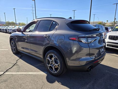 New 2025 Alfa Romeo Stelvio Sprint AWD/4WD image 4