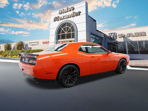 Used 2022 Dodge Challenger R/T Scat Pack w/ 1320 Drag Pack image 3