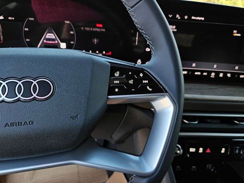 New 2025 Audi Q5 Premium Plus image 12