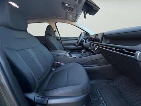 Certified 2025 Hyundai Tucson SEL image 21