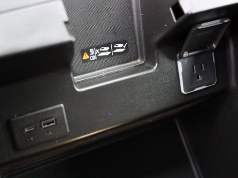 Certified 2025 GMC Sierra 3500 AT4 w/ Technology Package image 26