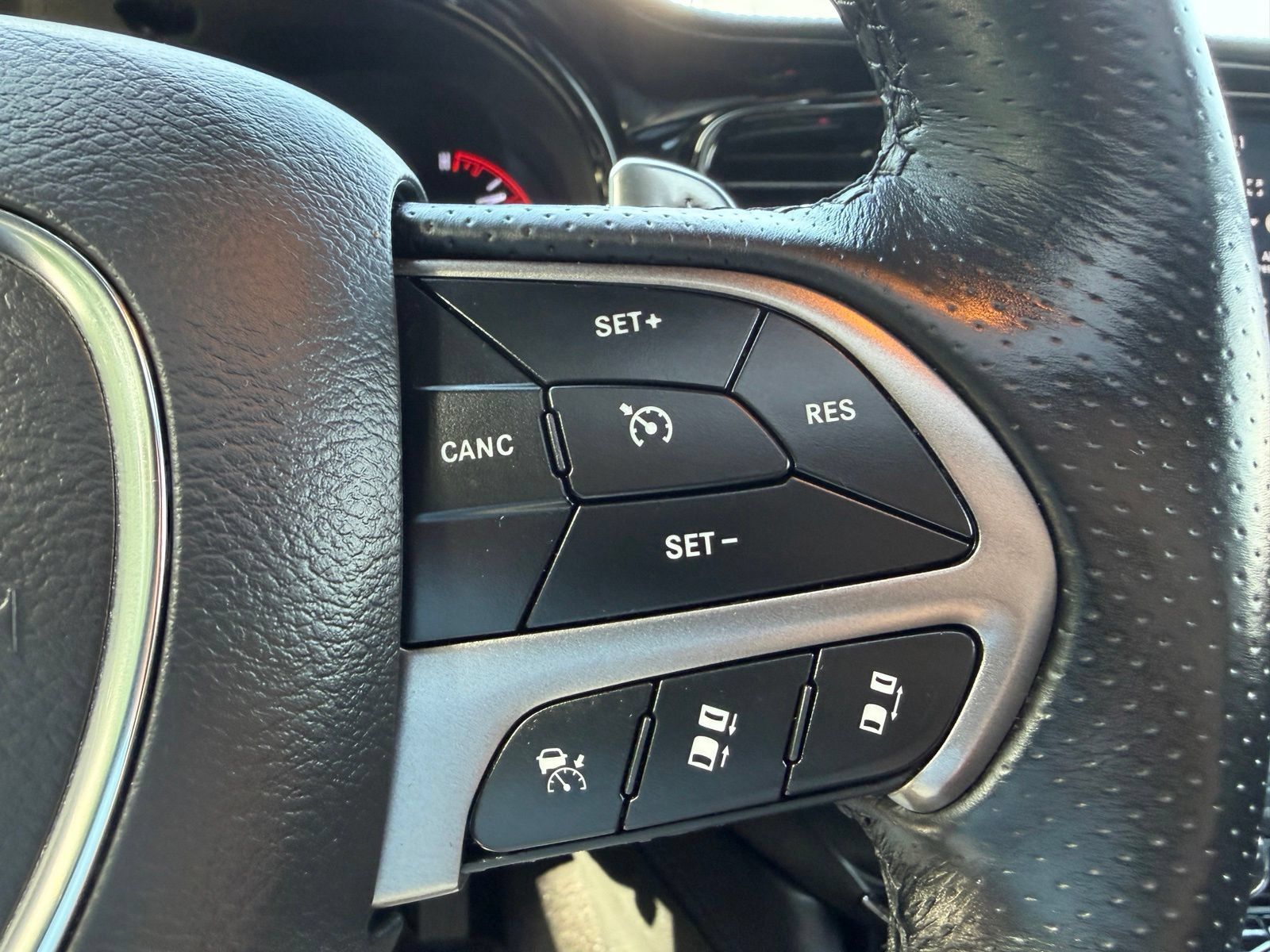 Used 2021 Dodge Durango Citadel w/ Premium Entertainment Group AWD/4WD image 15