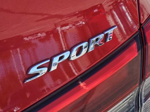 Used 2023 Honda Civic Sport image 11