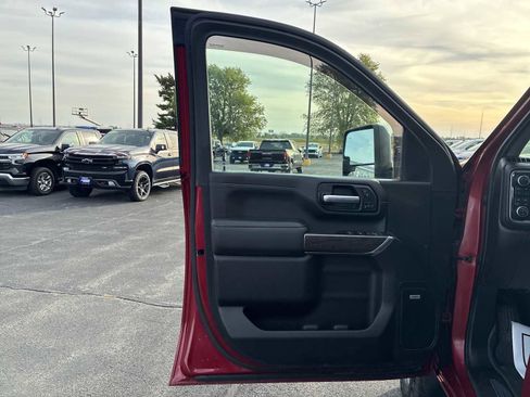 Used 2020 Chevrolet Silverado 2500 LTZ w/ LTZ Convenience Package image 21