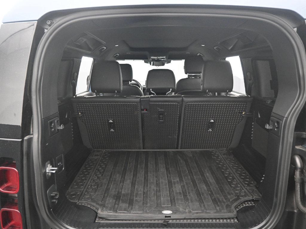 Used 2024 Land Rover Defender 110 S AWD/4WD image 26