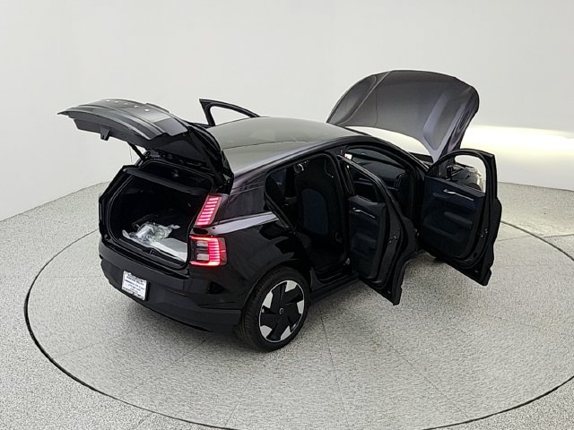 New 2026 Volvo EX30 Plus w/ Protection Package AWD/4WD image 38