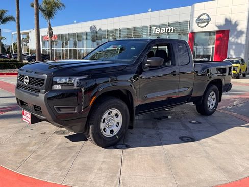 New 2026 Nissan Frontier S image 4