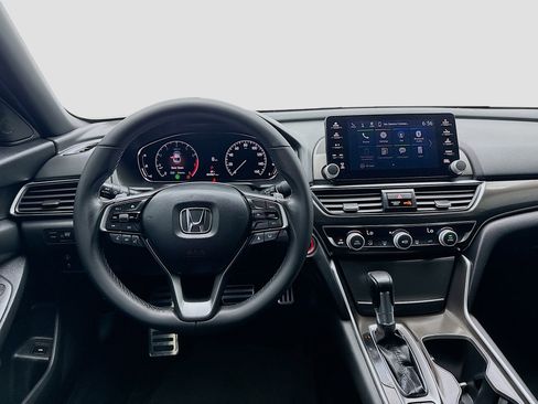 Used 2021 Honda Accord Sport image 14