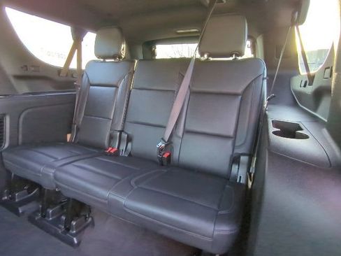 Certified 2022 Chevrolet Suburban LT image 20