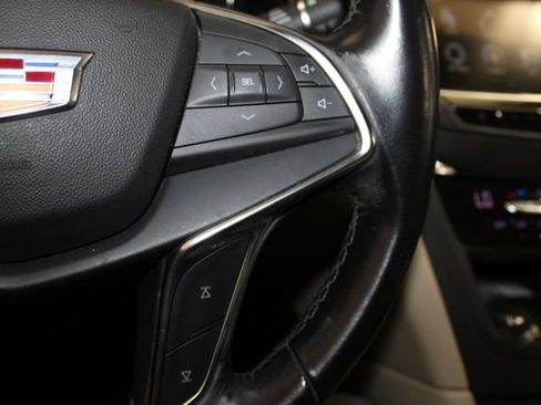 Used 2019 Cadillac XT5 FWD image 15