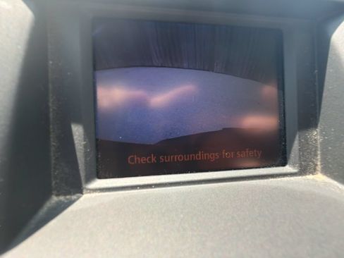 Used 2012 Toyota Highlander FWD w/ Tech Pkg image 26