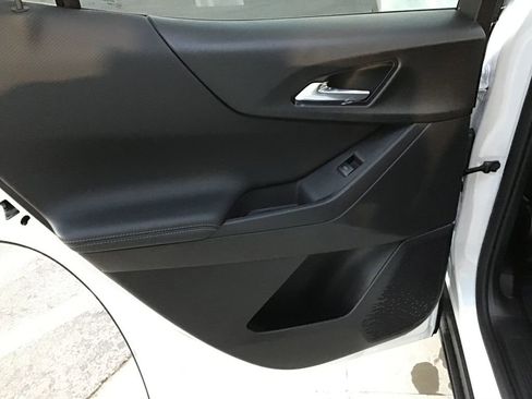 New 2026 Chevrolet Equinox LT image 11