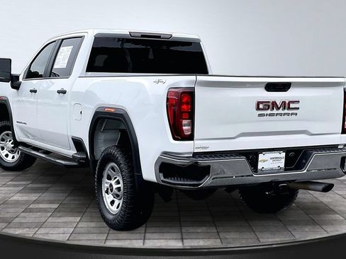 Used 2021 GMC Sierra 3500 4x4 Crew Cab w/ Convenience Package image 13