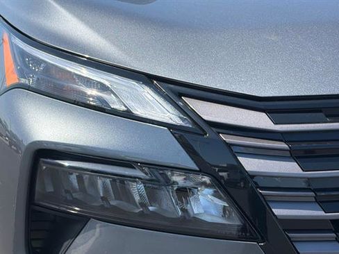 New 2026 Nissan Rogue SV FWD image 31