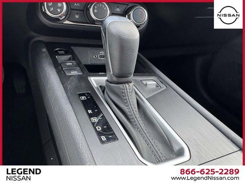 Used 2025 Nissan Kicks S image 30