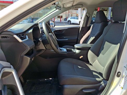 Used 2023 Toyota RAV4 LE image 14