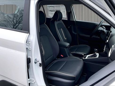 New 2026 Hyundai Venue SEL image 9