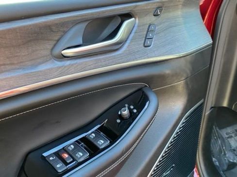 Used 2022 Jeep Grand Cherokee L Overland w/ Luxury Tech Group IV image 14